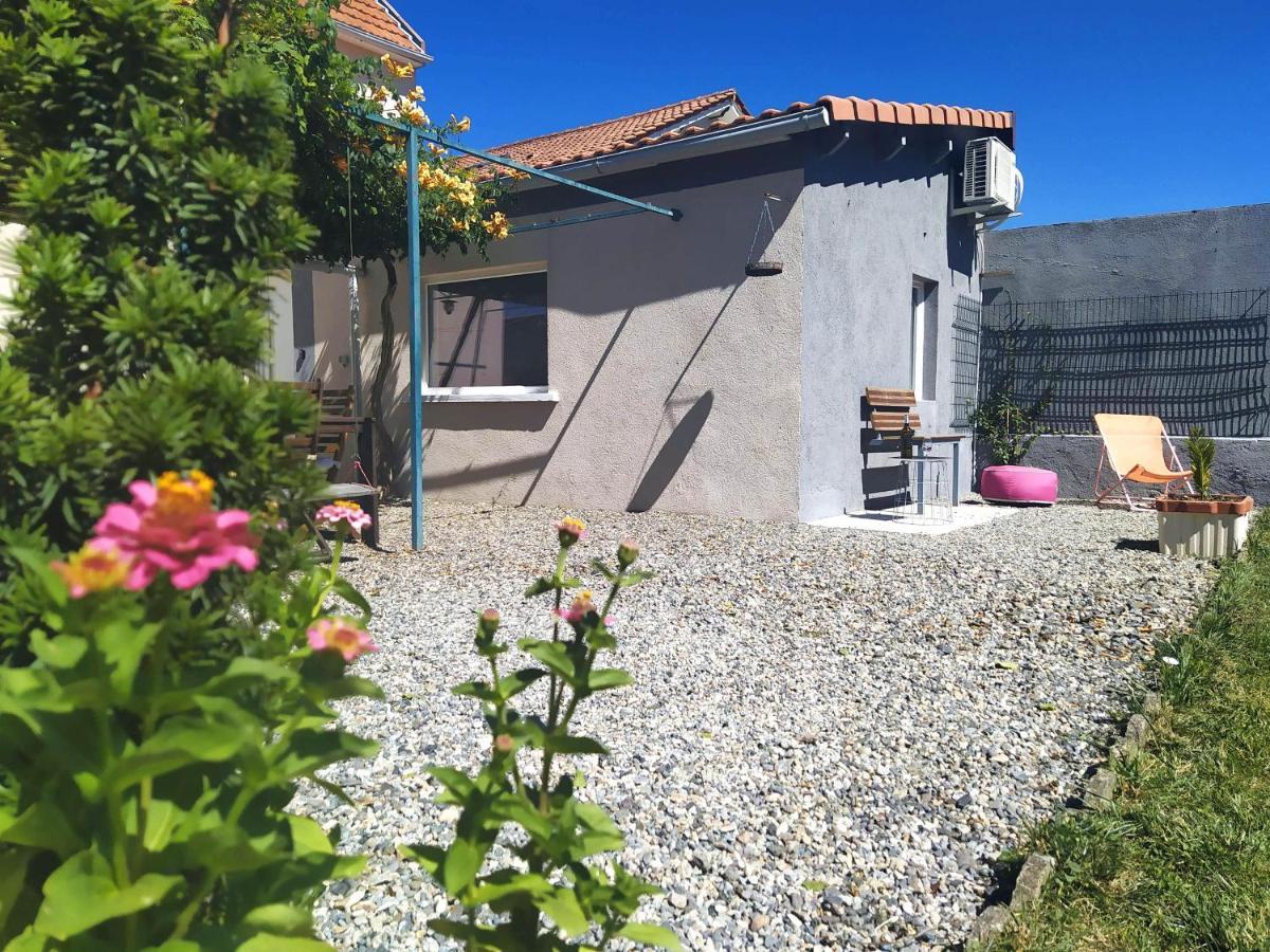 Studio 26 Vic-le-Comte Exteriör bild
