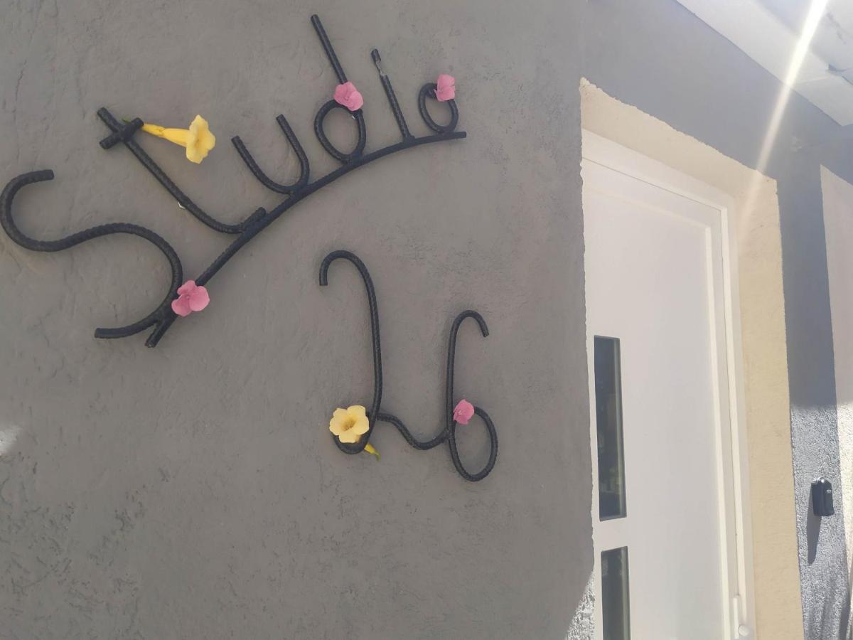 Studio 26 Vic-le-Comte Exteriör bild