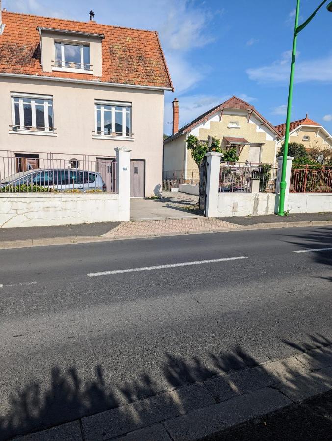 Studio 26 Vic-le-Comte Exteriör bild